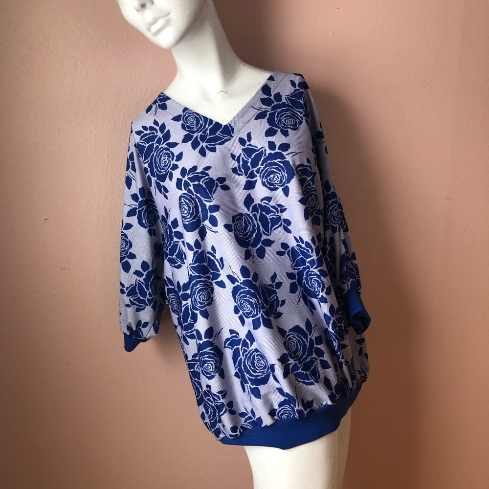 Blue floral vintage shirt